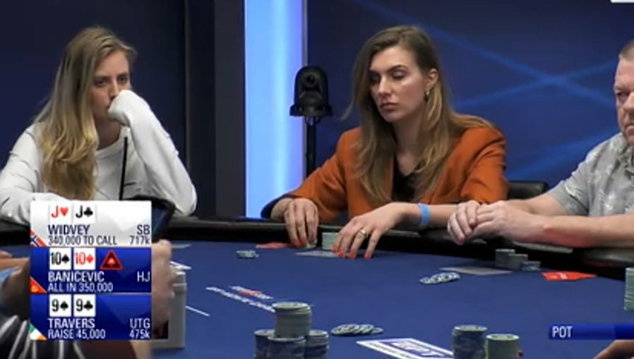 美女开局直接送走一名对手