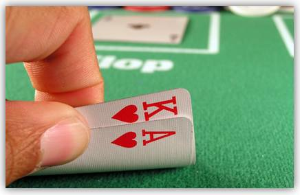 让人又爱又恨的AK，在真人德扑圈牌力中究竟能排